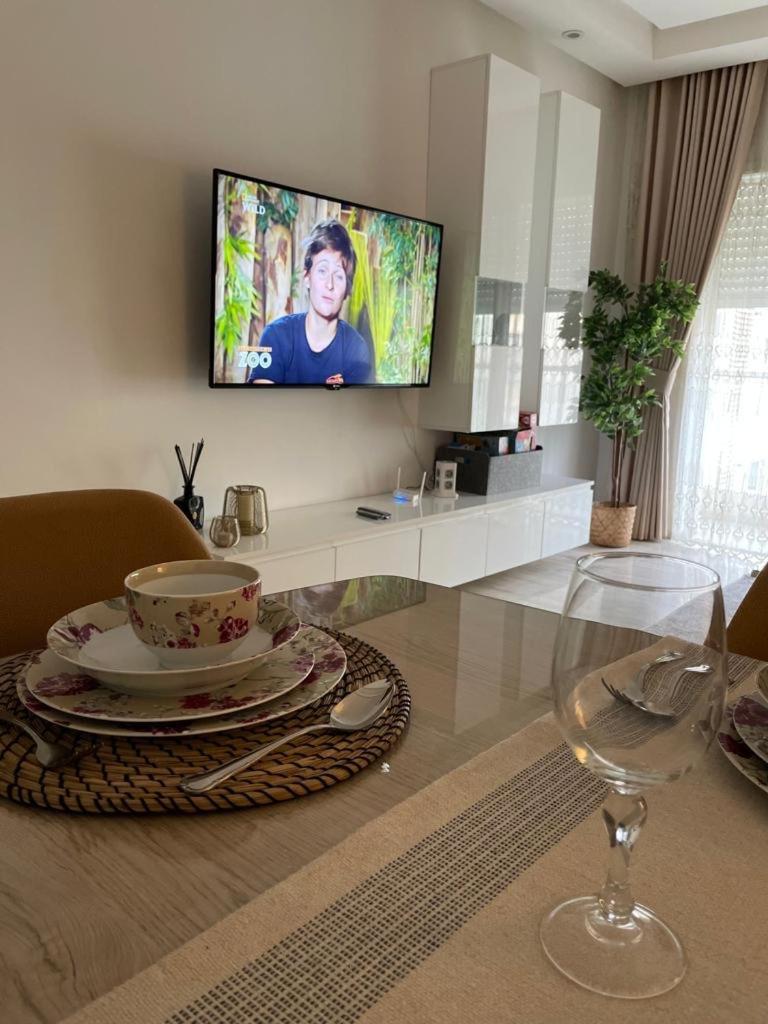 Schoene, Ruhige Neuwertige 127Qm Ferienwohnung Sidi Daoud Exterior foto